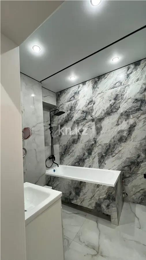 Продажа 2-комнатной квартиры, 47 м², мкр-н Нуркент, дом  6/2 в Алматы - фото 3