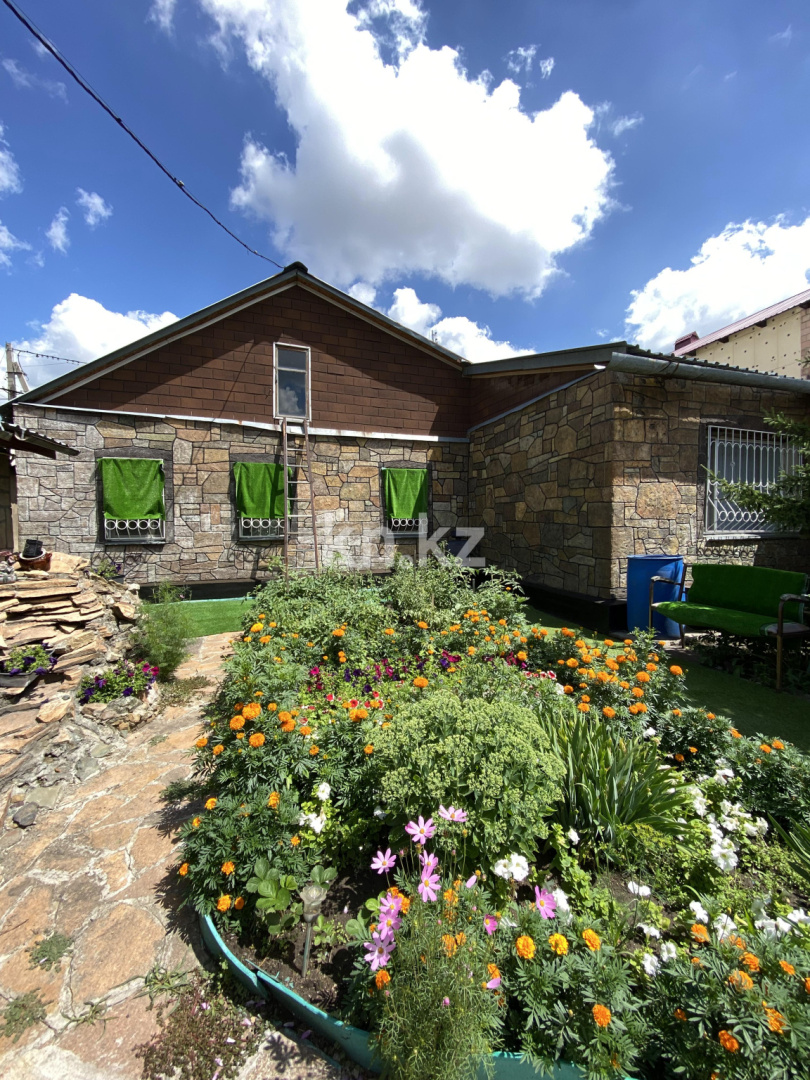 Продажа 5-комнатного дома, 214 м², ул. Четская в Караганде - фото 6