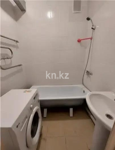 Продажа 1-комнатной квартиры, 38 м², ул. Мухамедханова, дом  28б в Астане - фото 4