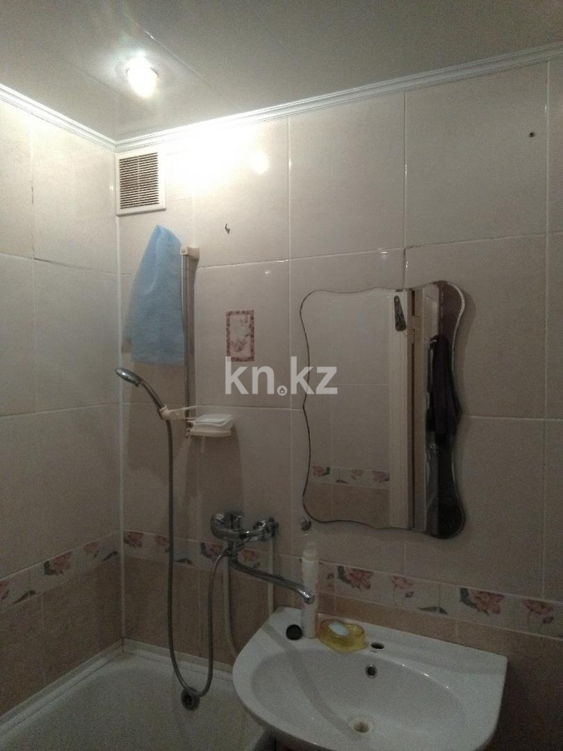 Аренда 1-комнатной квартиры посуточно, 33 м², ул. Курмангазы, дом  163 в Уральске - фото 2