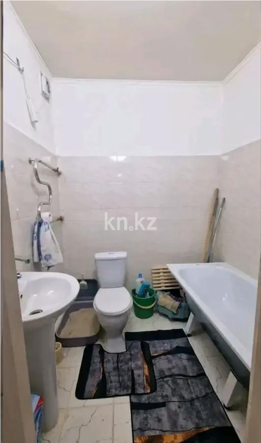Продажа 2-комнатной квартиры, 70.9 м² в Алматы - фото 4