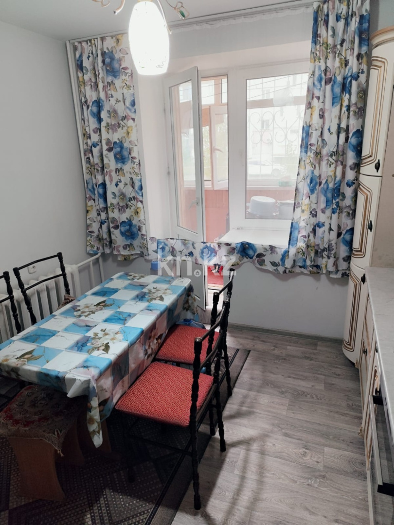 Продажа 3-комнатной квартиры, 72.8 м² в Уральске - фото 6