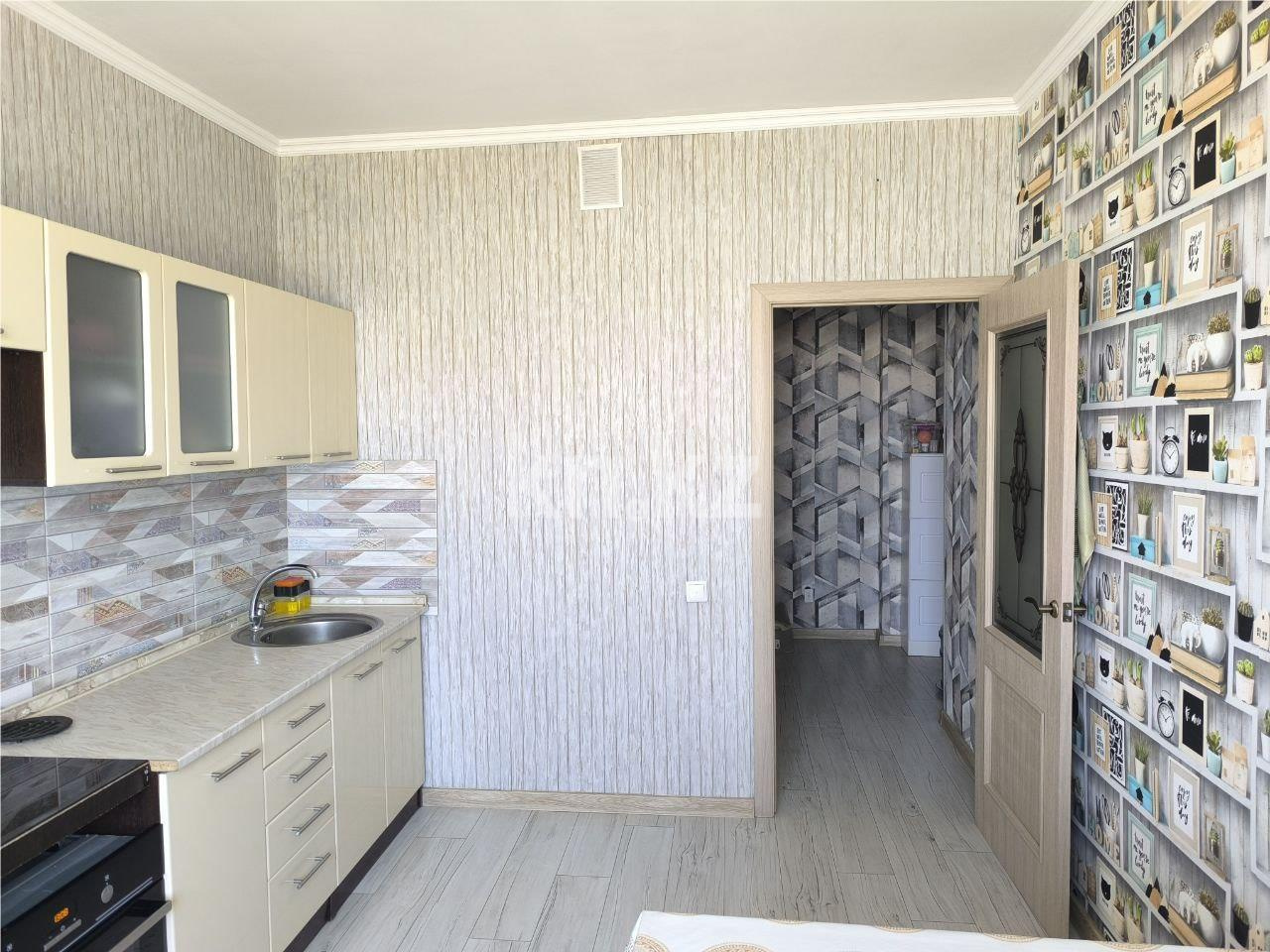 Продажа 2-комнатной квартиры, 60 м², пр. Шахтеров в Караганде - фото 9