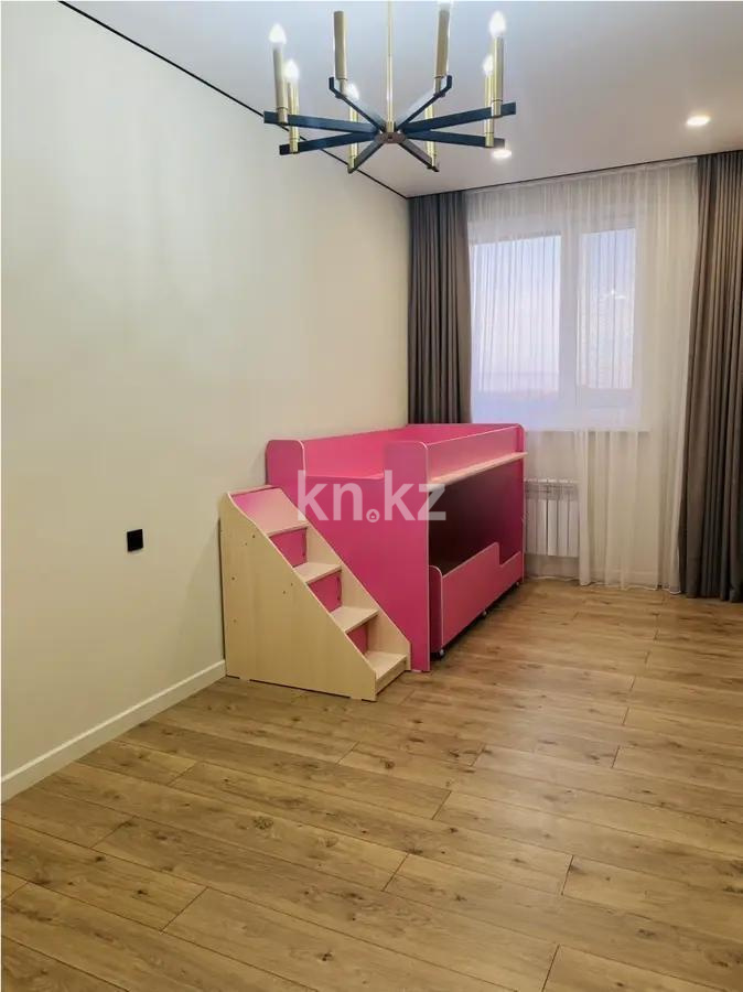 Продажа 4-комнатной квартиры, 84 м², ул. Е-810, дом  2/21 в Астане - фото 3