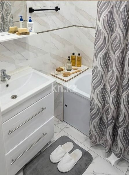 Аренда 2-комнатной квартиры посуточно, 70 м² в Алматы - фото 2