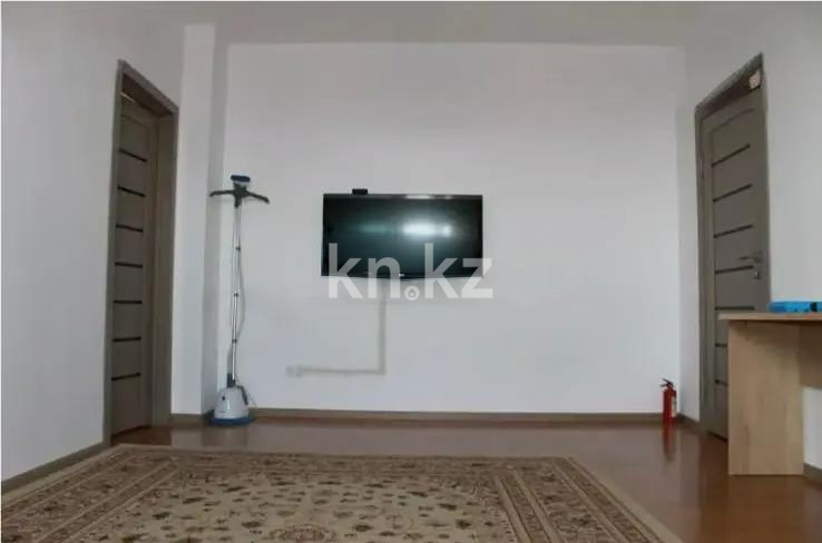 Продажа 4-комнатной квартиры, 104 м², ул. Валиханова, дом  5 в Астане