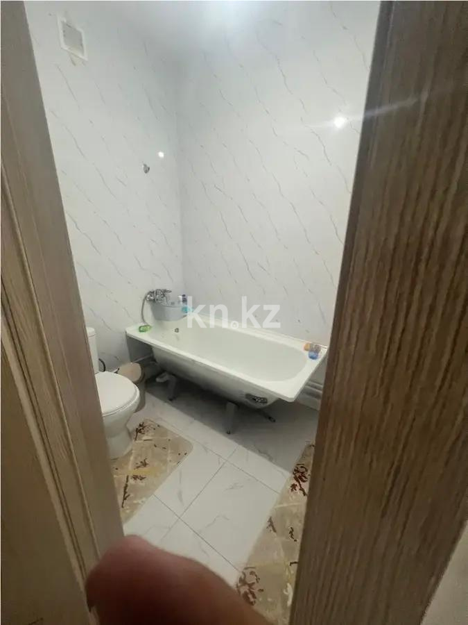 Продажа 3-комнатной квартиры, 98 м², ул. Сарыарка, дом  1/2 в Алматы - фото 4