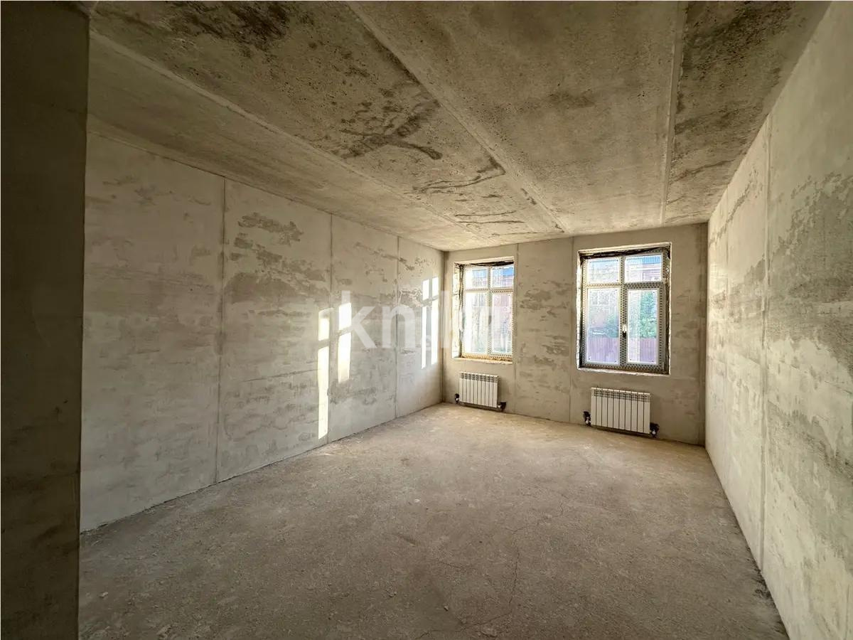 Продажа 4-комнатной квартиры, 131 м², ул. Жамбыла, дом  156а в Караганде