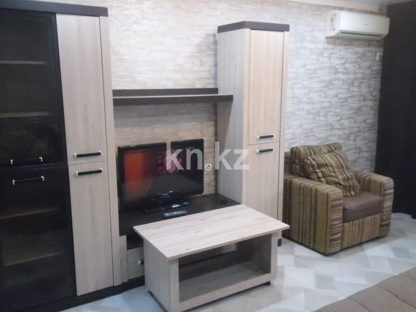 Аренда 3-комнатной квартиры посуточно, 78 м², ул. Набережная Славского, дом  48 в Усть-Каменогорске - фото 10