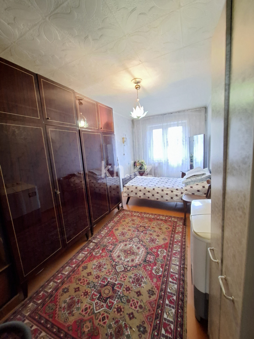 Продажа 2-комнатной квартиры, 45 м², 11а мкр., дом  14 в Караганде - фото 7