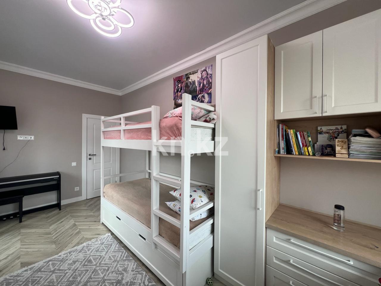 Продажа 3-комнатной квартиры, 94 м², ул. Сатыбалдина, дом  30 в Караганде - фото 9