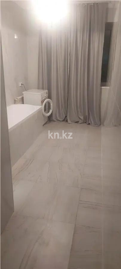 Продажа 3-комнатной квартиры, 94 м², пр. Кошкарбаева, дом  15 в Астане - фото 3