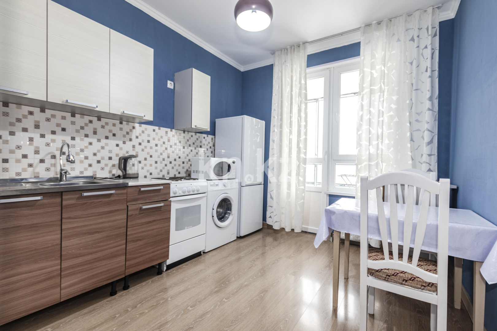 Аренда 1-комнатной квартиры посуточно, 39 м², ул. Бектурова, дом  4/6 в Астане