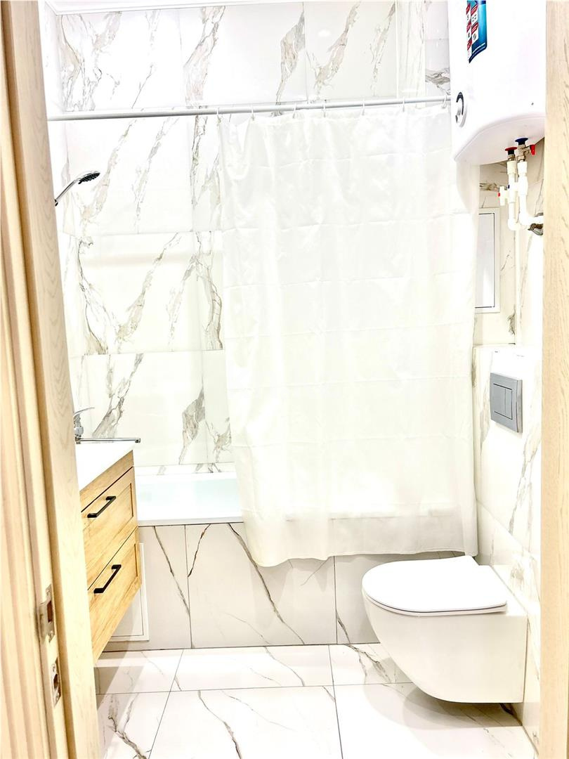 Продажа 2-комнатной квартиры, 63 м², ул. Муканова в Караганде - фото 15