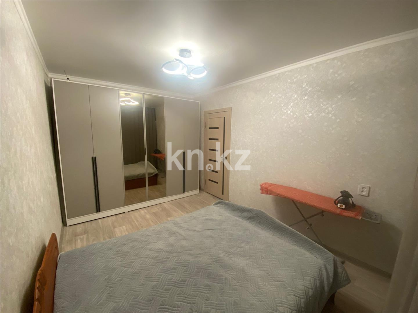 Продажа 2-комнатной квартиры, 52 м², мкр-н Степной-3 в Караганде - фото 5