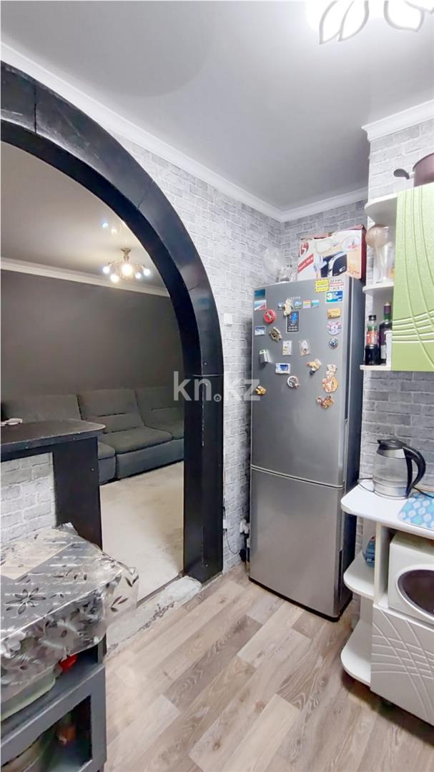 Продажа 3-комнатной квартиры, 63 м², мкр-н Восток-2 в Караганде - фото 8