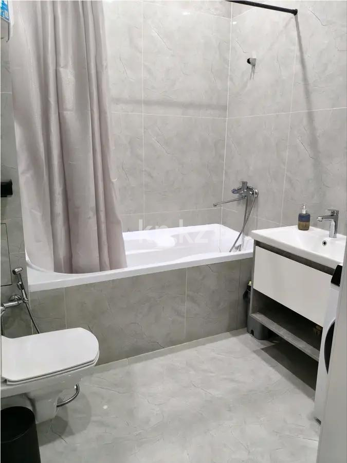 Продажа 2-комнатной квартиры, 72 м² в Астане - фото 4
