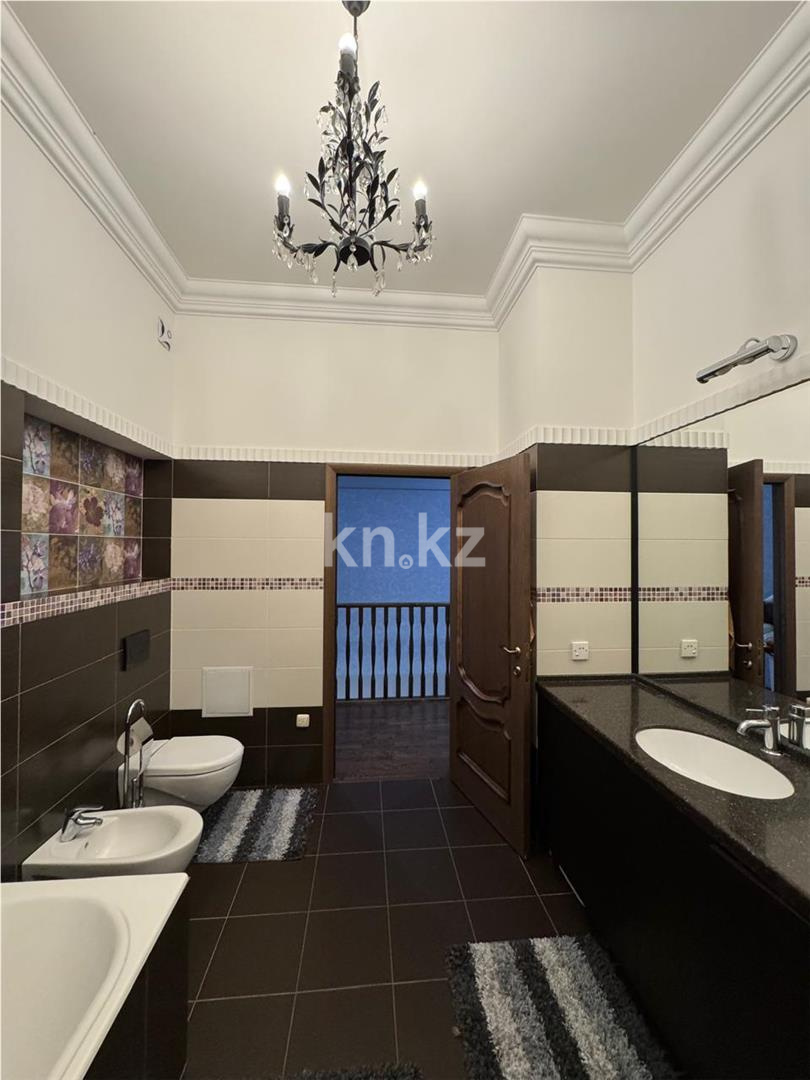 Продажа 3-комнатной квартиры, 149 м², ул. Таттимбета, дом  5а в Караганде - фото 10