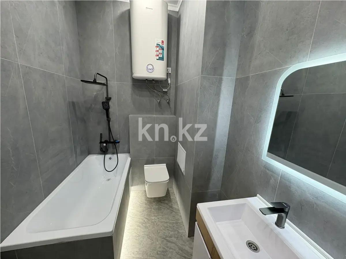 Продажа 3-комнатной квартиры, 80 м², 137 учетный квартал, дом  343 в Караганде - фото 5