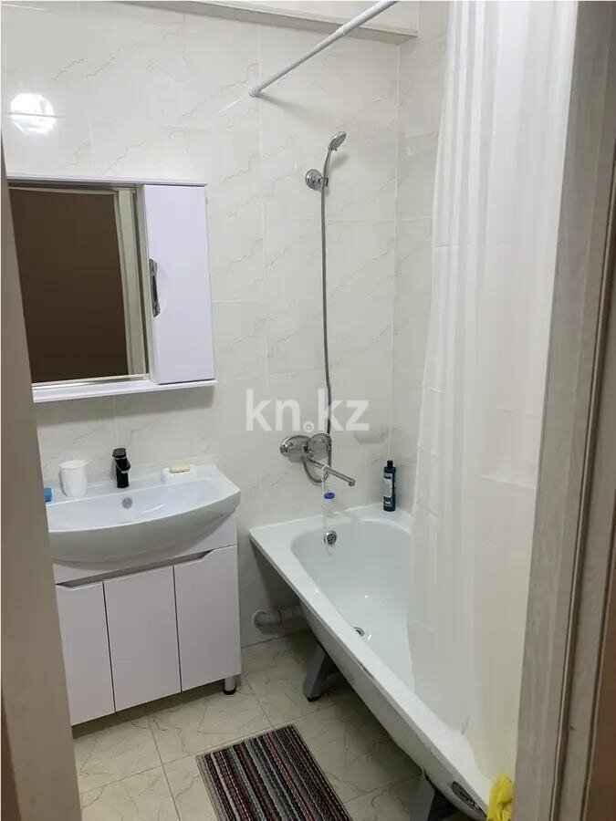 Продажа 1-комнатной квартиры, 42.4 м² в Алматы - фото 3