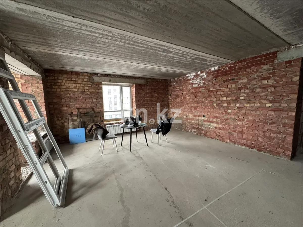 Продажа 1-комнатной квартиры, 40 м², ул. Байтурсынова, дом  36а в Астане