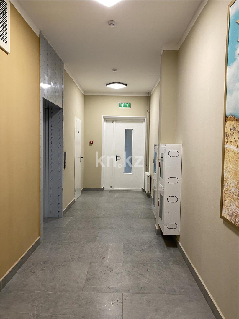 Продажа 2-комнатной квартиры, 64 м², пр. Тауелсыздык в Астане - фото 15