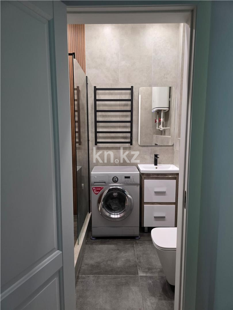 Продажа 3-комнатной квартиры, 75 м², ул. Жанибекова, дом  118 в Караганде - фото 17