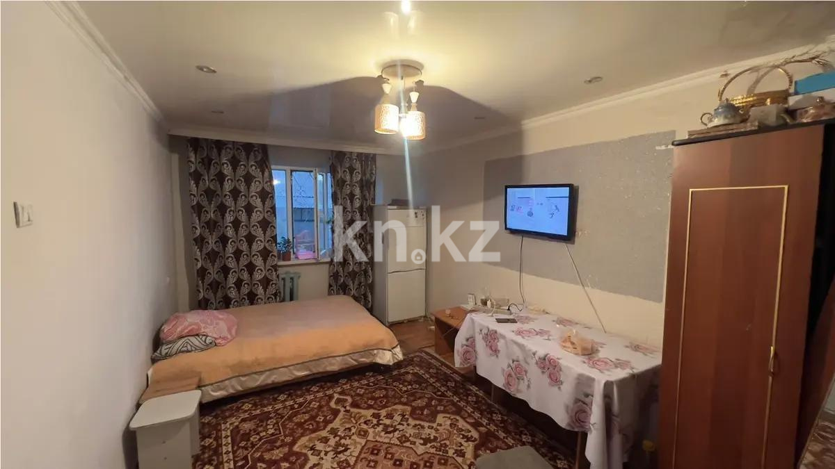 Продажа 1-комнатной квартиры, 32 м², 19 мкр., дом  73 в Караганде