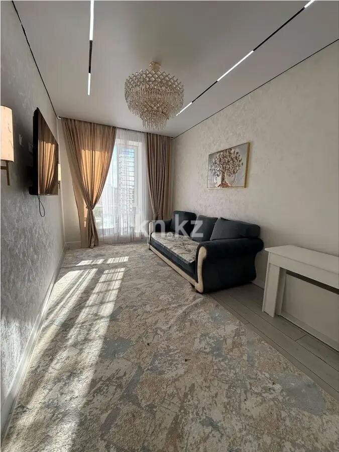 Продажа 1-комнатной квартиры, 42 м² в Астане