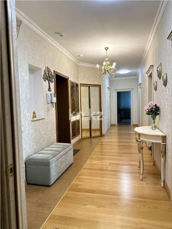 Продажа 4-комнатной квартиры, 146 м², ул. Сатпаева, дом  30а в Алматы - фото 8