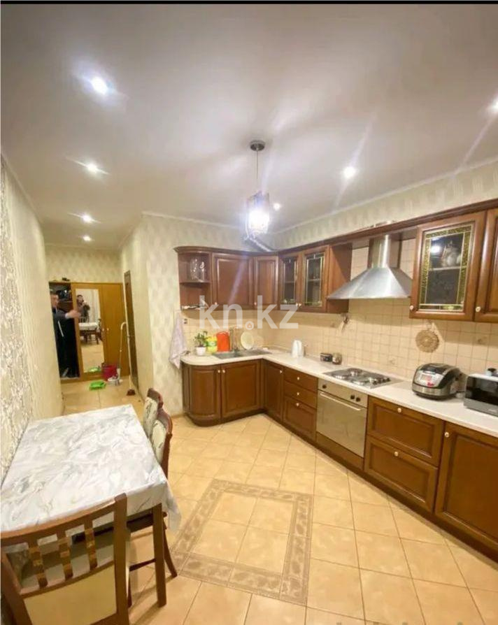 Продажа 2-комнатной квартиры, 64 м² в Астане