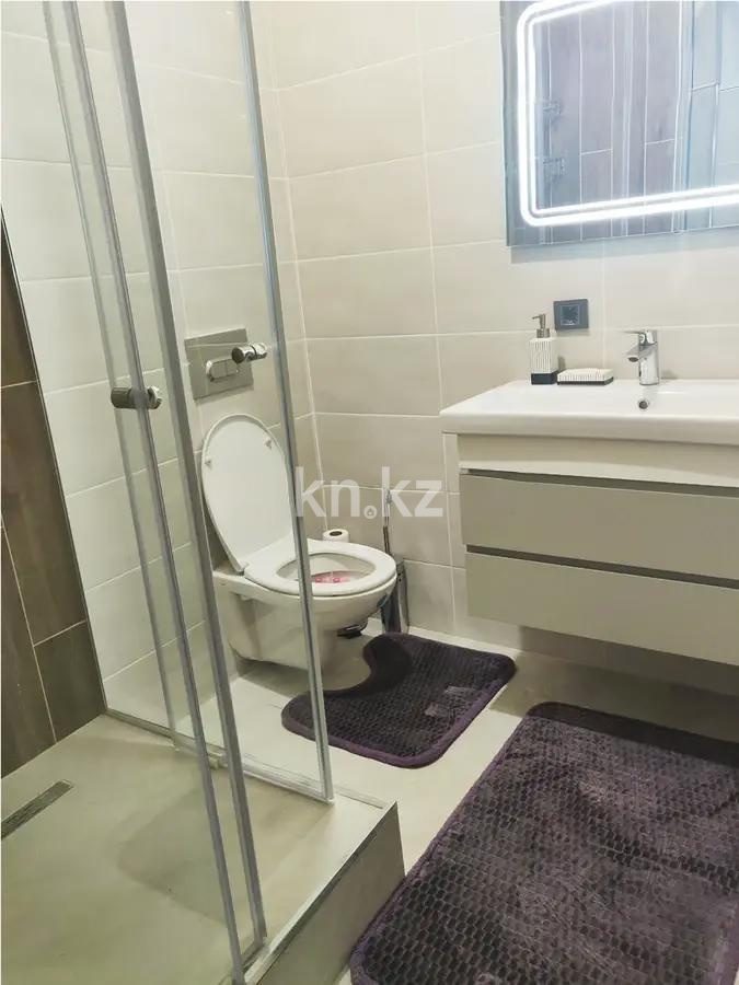 Продажа 2-комнатной квартиры, 44 м², мкр. Самал-3, дом  15 в Алматы - фото 4