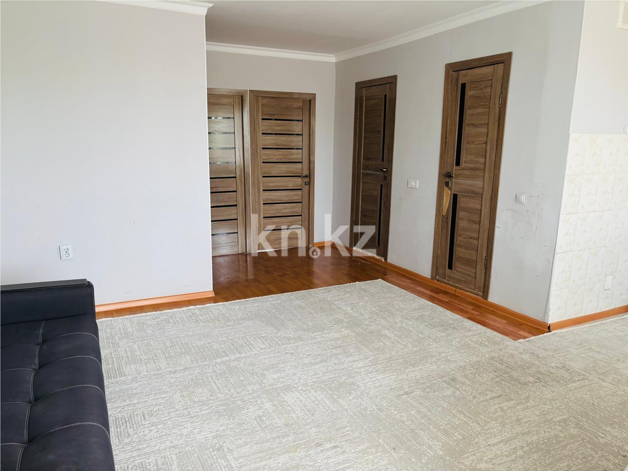 Продажа 3-комнатной квартиры, 62 м², пр. Абылай хана в Астане - фото 3