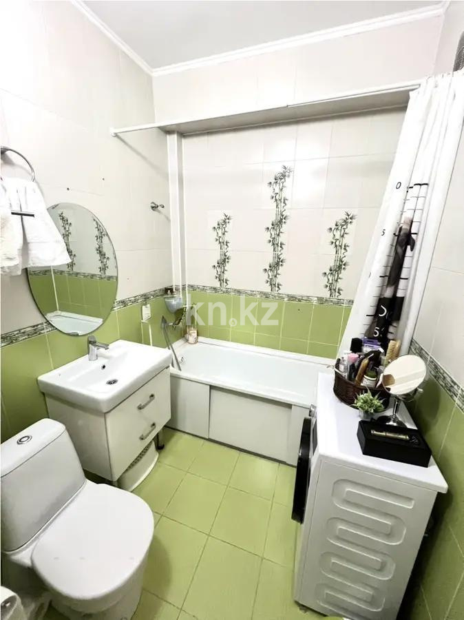 Продажа 1-комнатной квартиры, 40 м², мкр-н Аксай-4, дом  16а в Алматы - фото 3