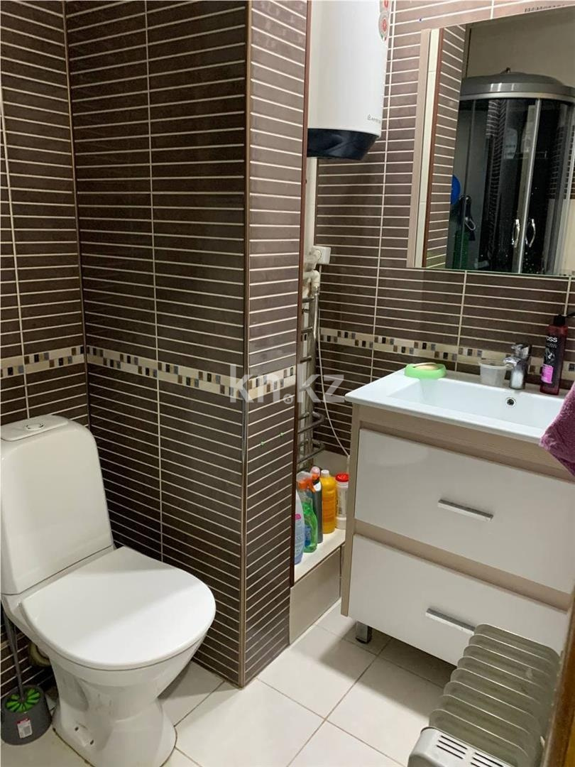 Продажа 3-комнатной квартиры, 64 м² в Караганде - фото 8