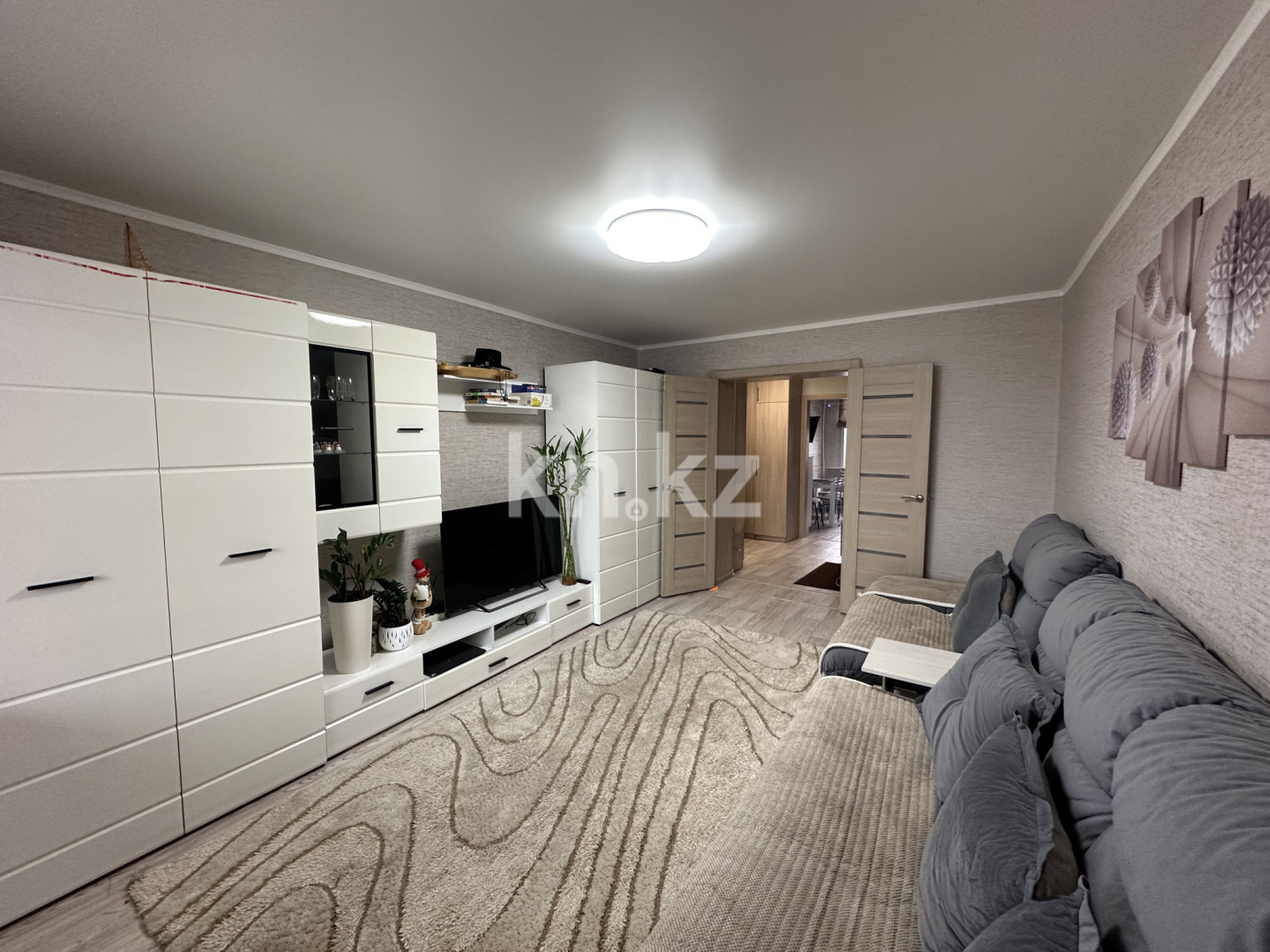 Продажа 3-комнатной квартиры, 58.4 м² в Караганде - фото 4