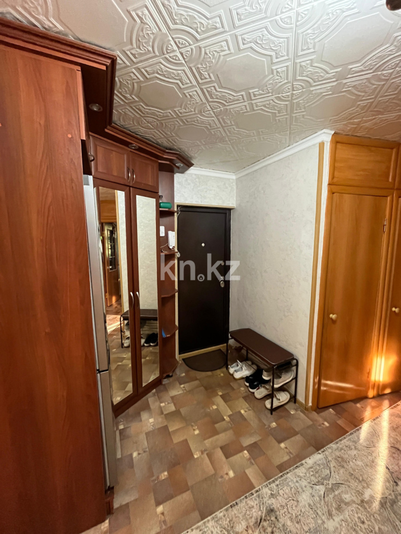 Продажа 3-комнатной квартиры, 62 м², пр. Республики, дом  38 в Караганде - фото 8