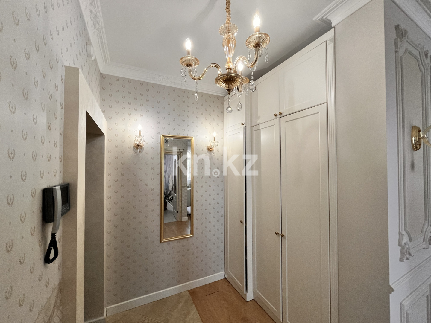 Продажа 2-комнатной квартиры, 78 м², ул. Храпатого, дом  21 в Астане - фото 2