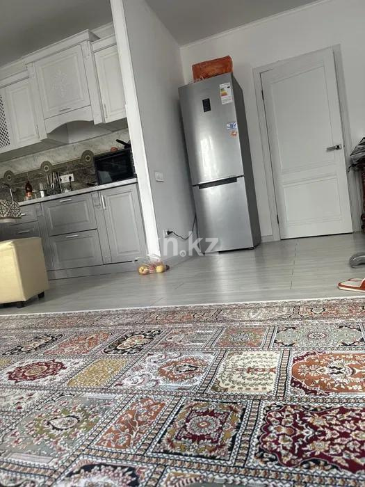 Продажа 2-комнатной квартиры, 60 м², ул. Толе би, дом  285/8 в Алматы - фото 2