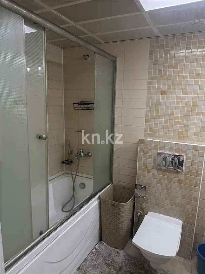 Продажа 2-комнатной квартиры, 66 м² в Алматы - фото 4