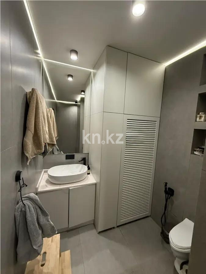 Продажа 3-комнатной квартиры, 83 м², ул. Утепова, дом  31 в Алматы - фото 6