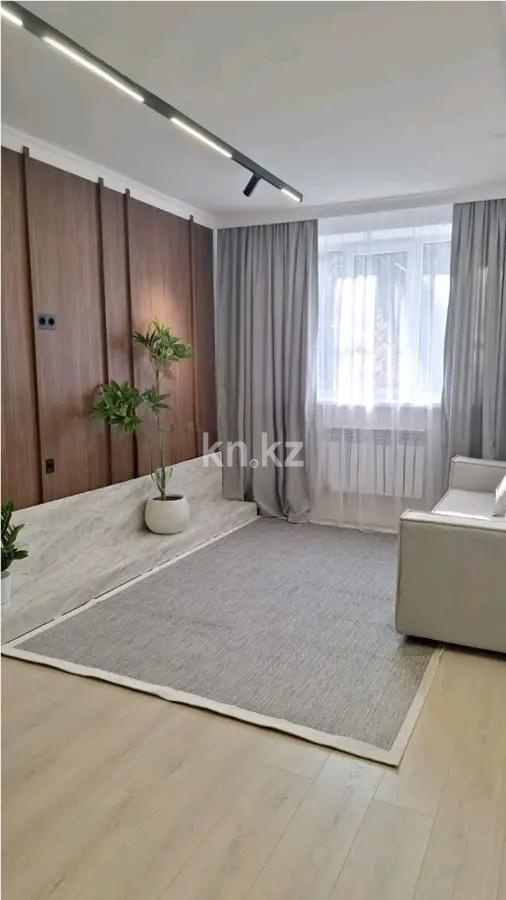 Продажа 2-комнатной квартиры, 40 м², ул. Манаса, дом  85 в Алматы