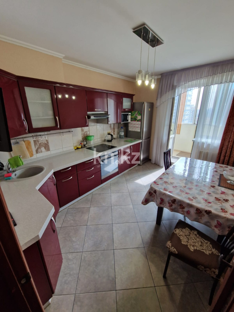 Аренда 1-комнатной квартиры посуточно, 45 м², ул. Кенесары, дом  1 - ул. Кумисбекова в Астане - фото 7