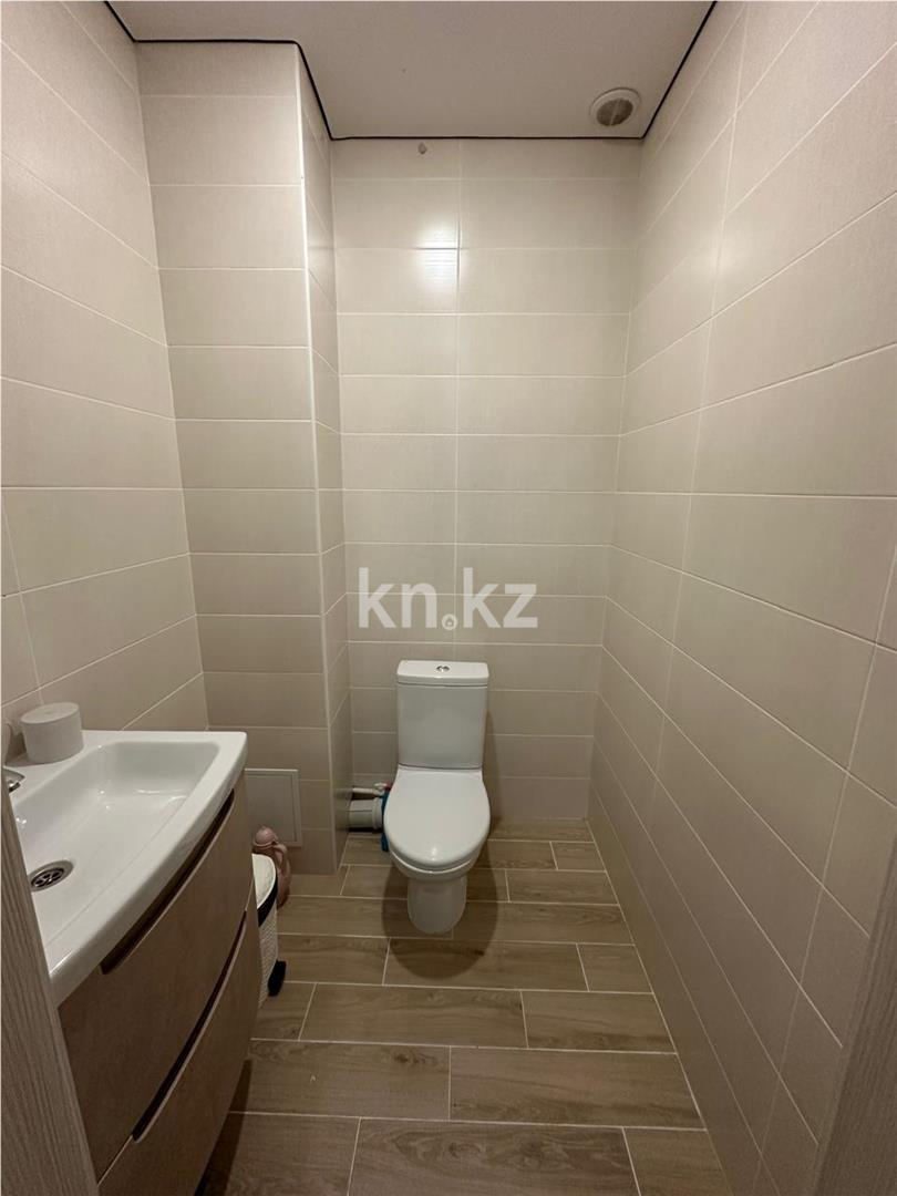 Продажа 2-комнатной квартиры, 54 м², ул. Сатыбалдина в Караганде - фото 8