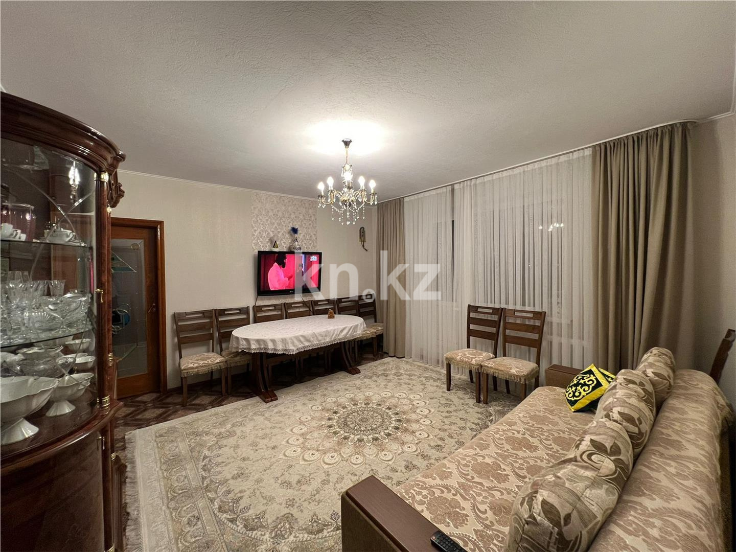 Продажа 4-комнатной квартиры, 76 м² в Караганде