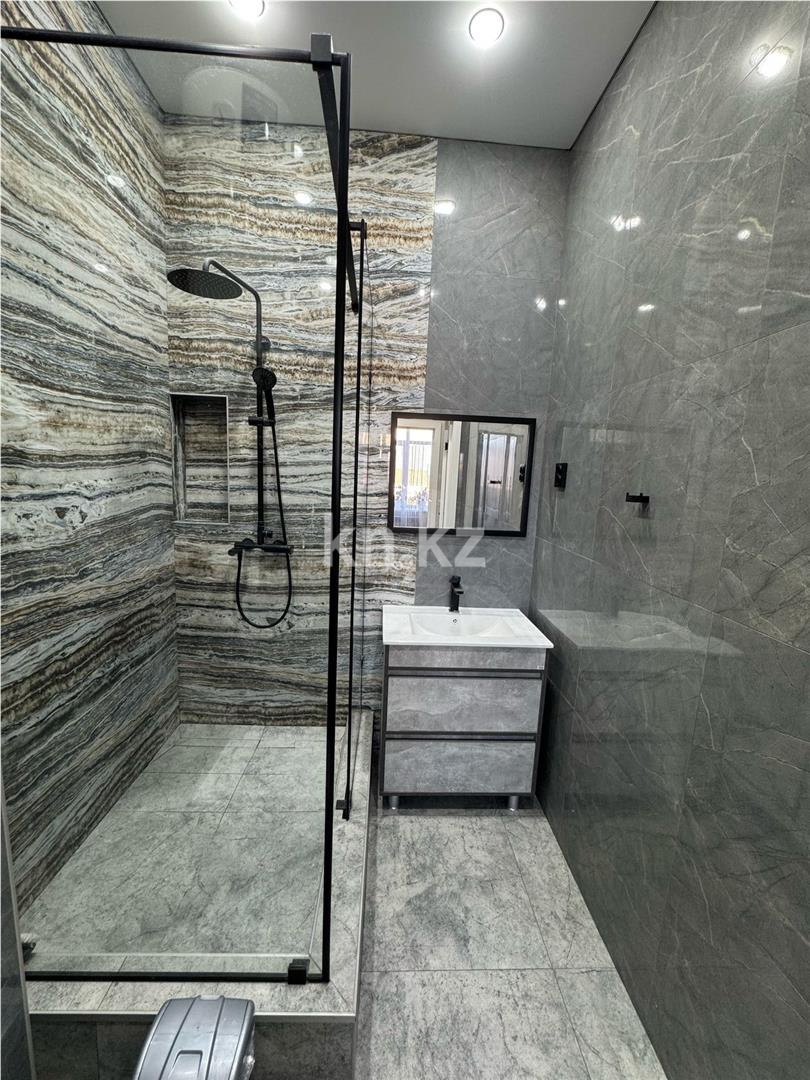 Продажа 4-комнатной квартиры, 121 м², ул. Таттимбета, дом  33/11 в Караганде - фото 14