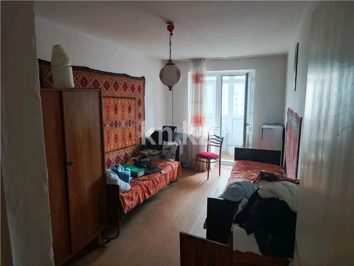 Продажа 3-комнатной квартиры, 60 м², мкр-н Восток-1, дом  2 в Караганде