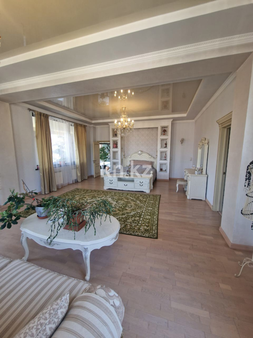 Продажа 7-комнатного дома, 680 м² в Алматы - фото 10