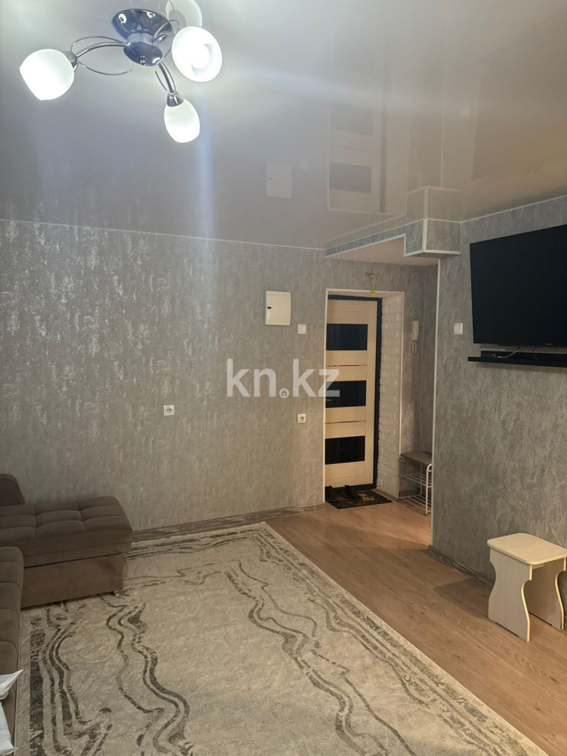 Аренда 2-комнатной квартиры посуточно, 47 м², ул. Кайсенова, дом  119 в Усть-Каменогорске