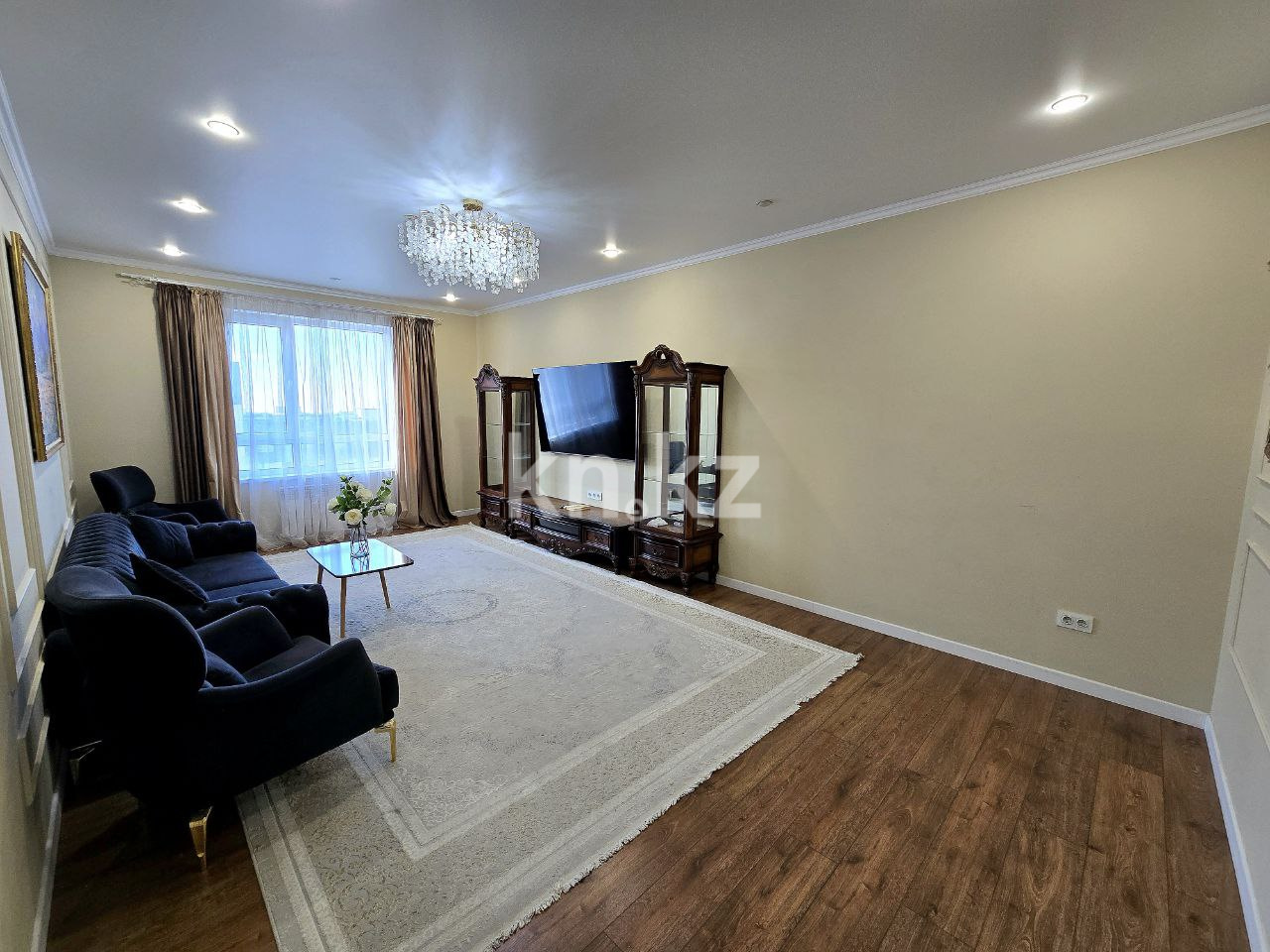 Продажа 3-комнатной квартиры, 111 м², ул. Утепова в Алматы - фото 3